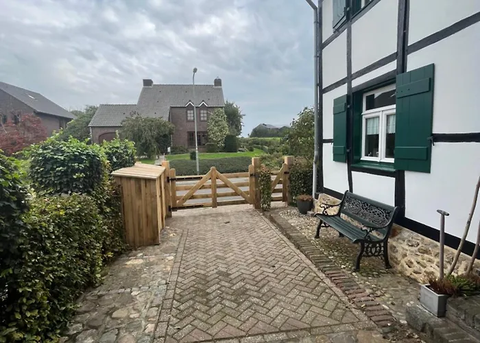 Het Houwershuuske 度假居 *