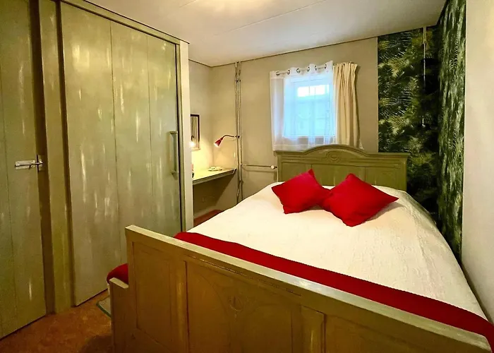 Het Houwershuuske 度假居 Reijmerstok